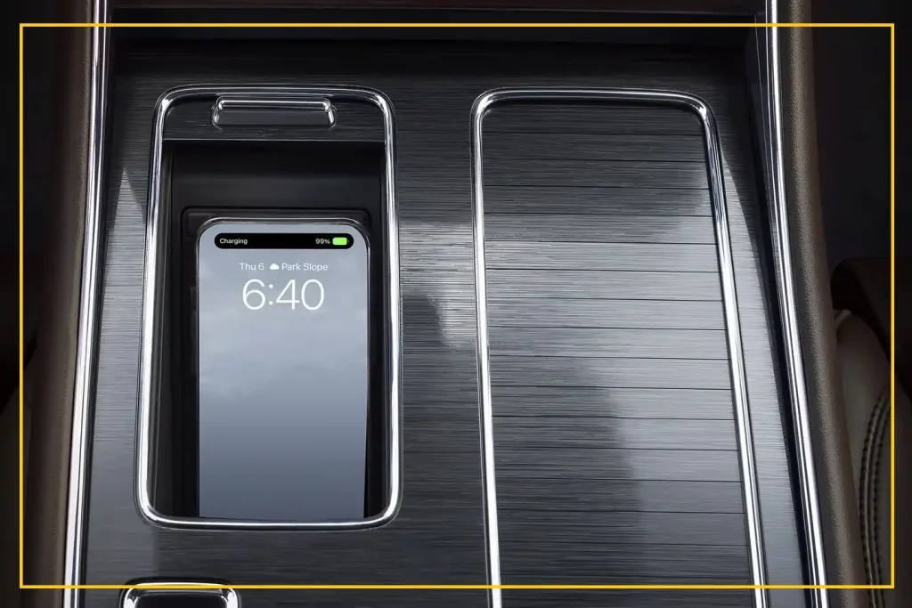 2025 Lincoln Aviator wireless charging pad
