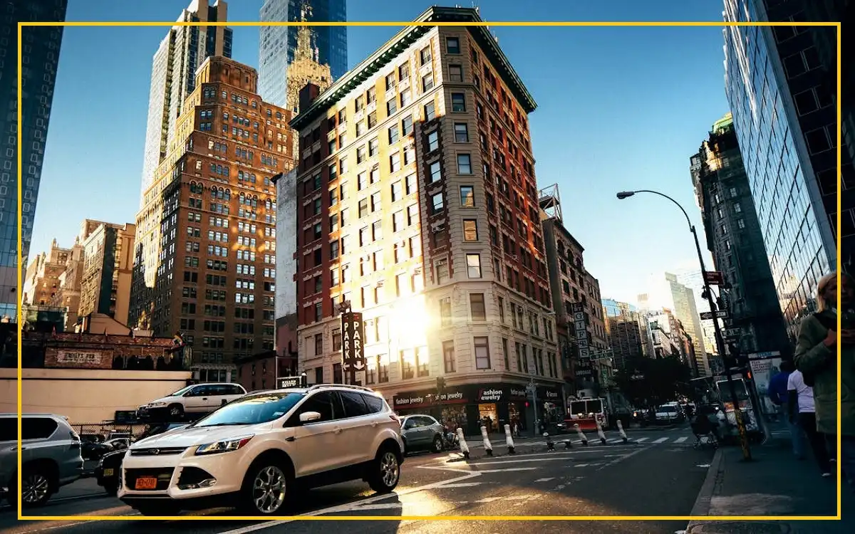 Kansas City & Tips to Stay Safe While Driving