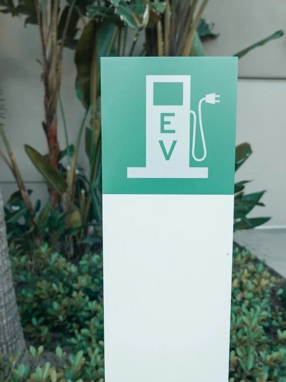 Electric Vehicle Powering Setup At Home