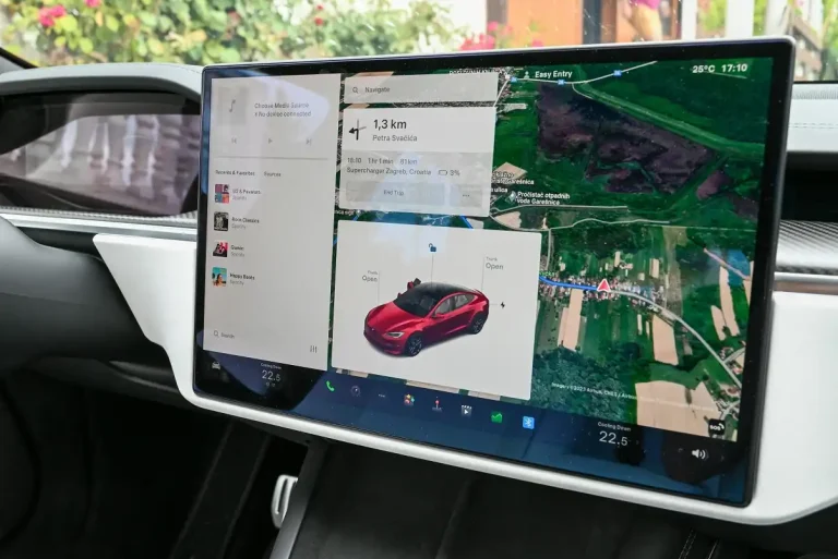Car GPS Tracking System
