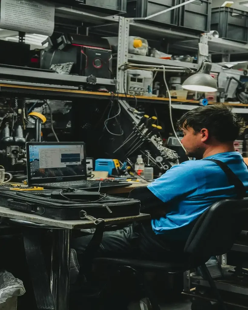 Mobile Mechanic vs. Traditional Garage Services
