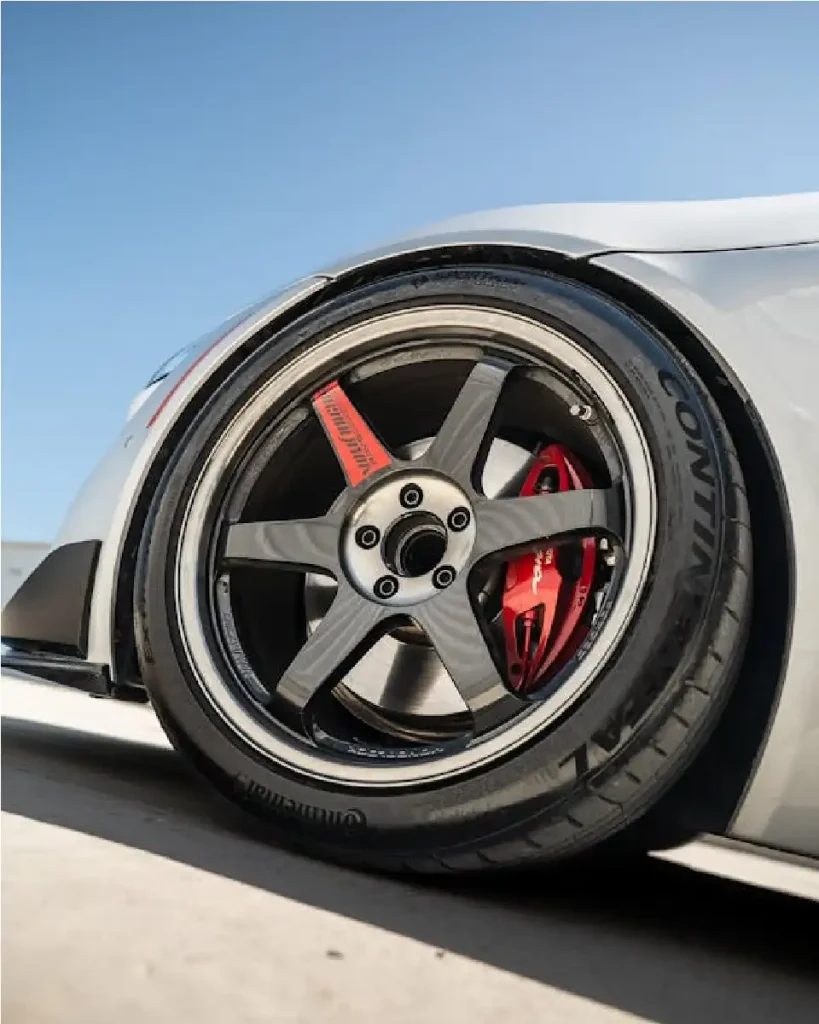 285 70 r17 tire