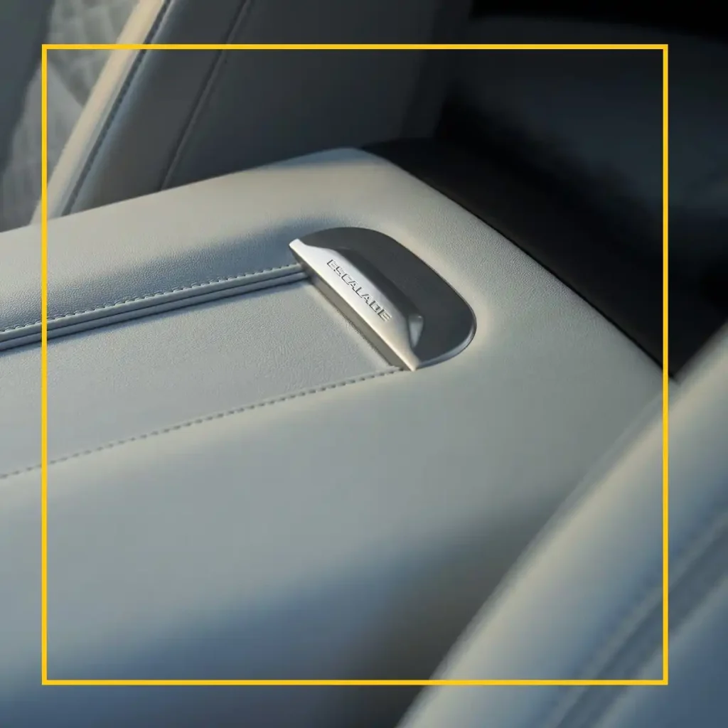 interior escalade