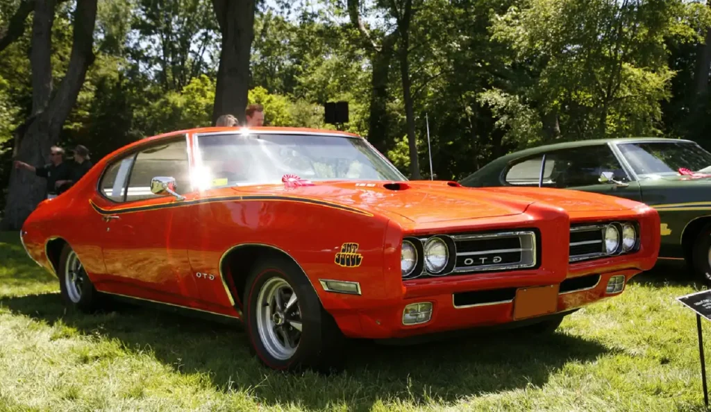 1969 Pontiac GTO 4