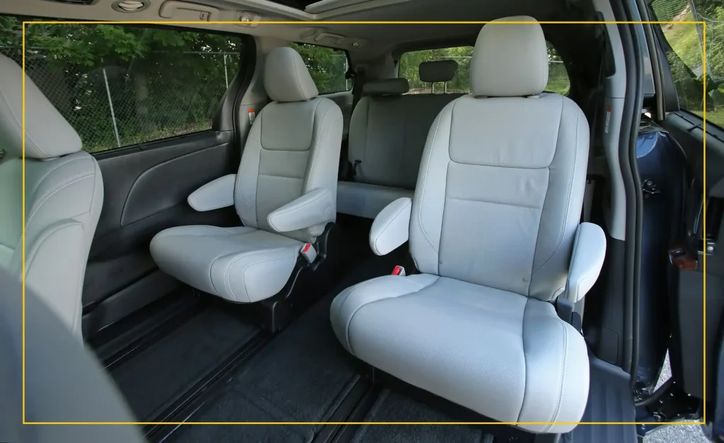 toyota sienna 2016 interior 4